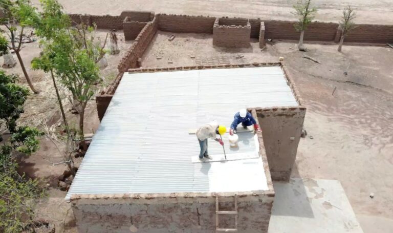 Application of cool roof coating